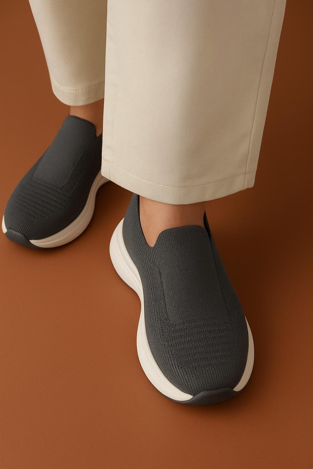 Trend Wear Flex Knit Sneakers