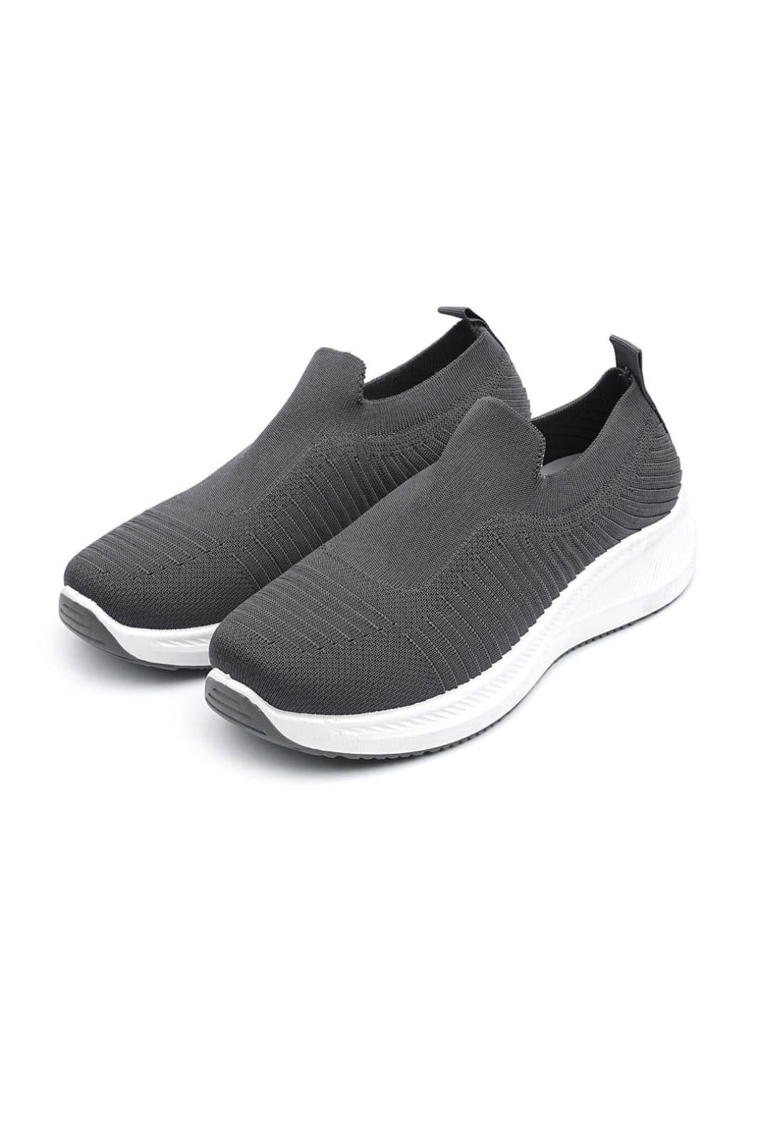 Trend Wear Flex Knit Sneakers